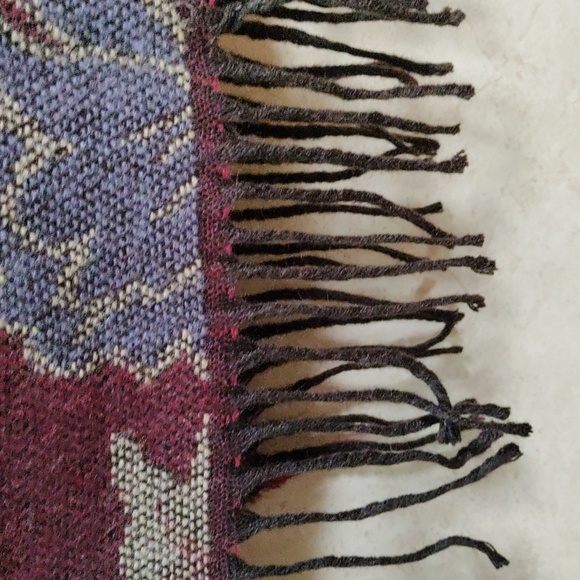 12190 Accessory Street burgundy, blue & tan sweater knit poncho O/S - Picture 5 of 9